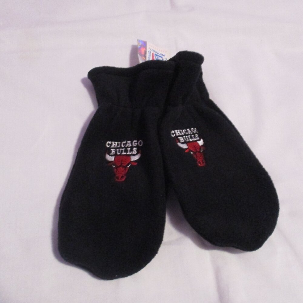 Vintage Chicago Bulls Fleece Mittens New W/Tags NBA Official